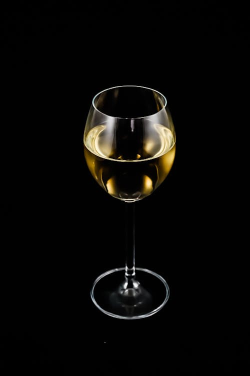 Gratis lagerfoto af alkohol, glas, hvidvin