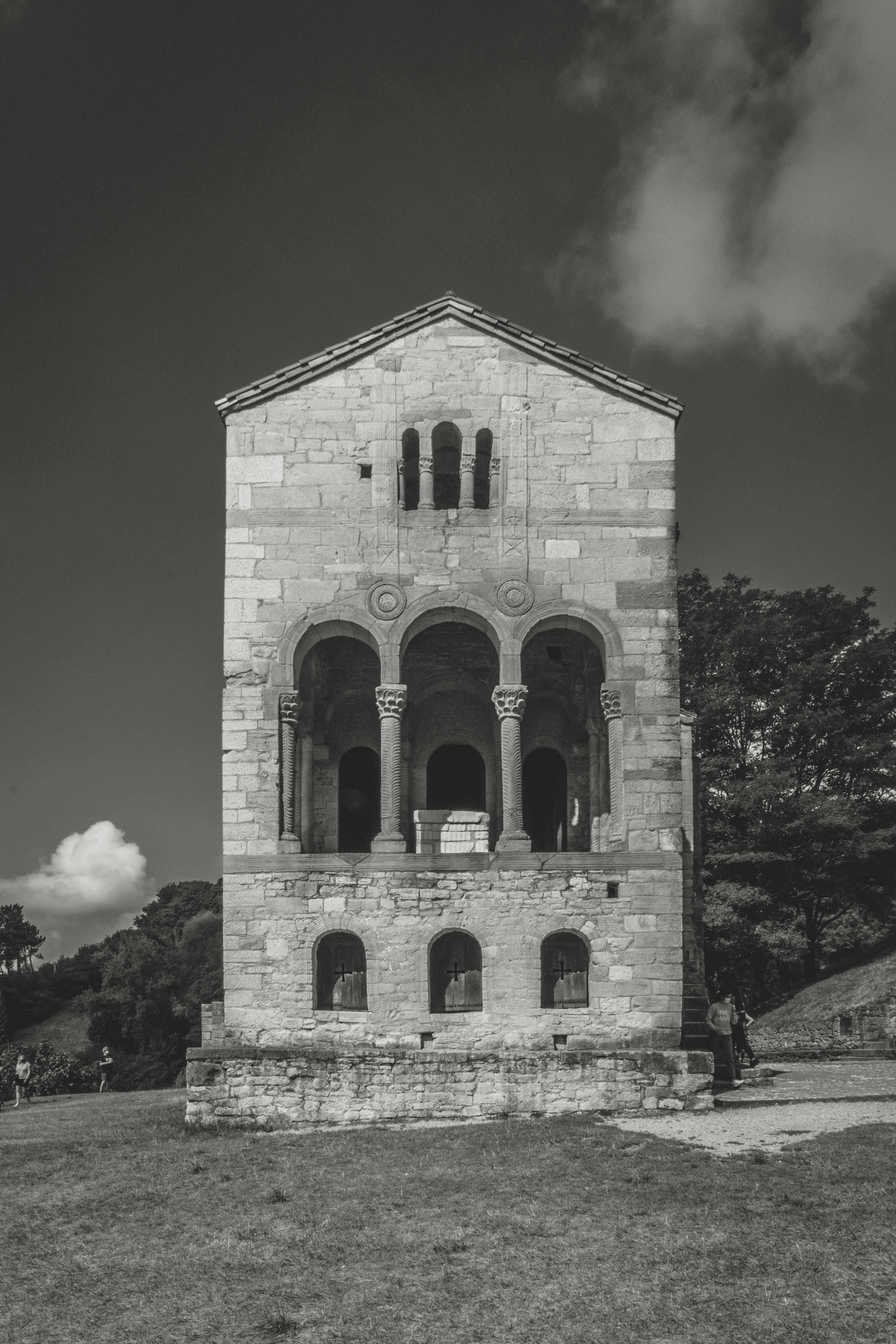 Explore the Romanesque beauty of Santa María del Naranco in Oviedo, Spain.
