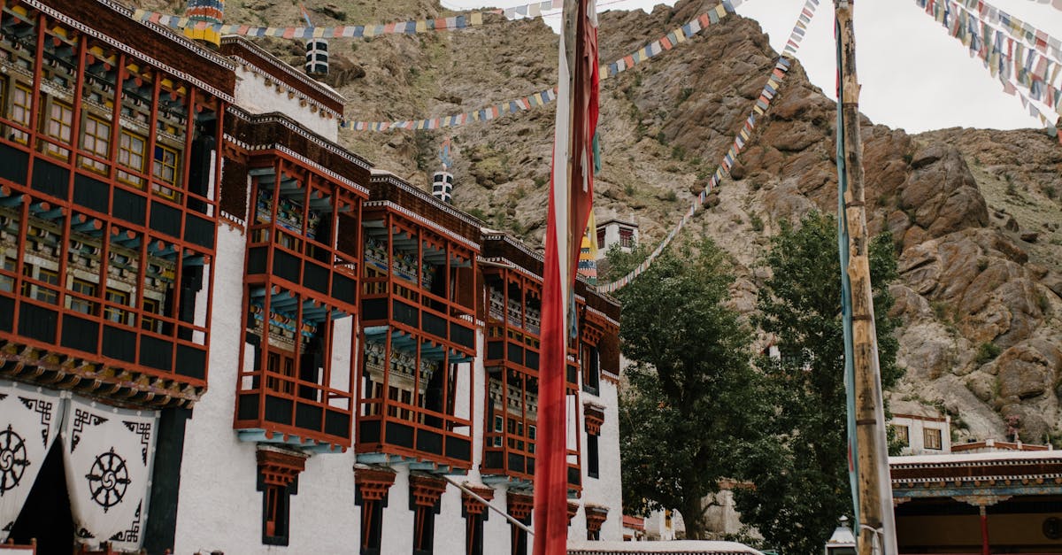 How Buddhism spread from India to China