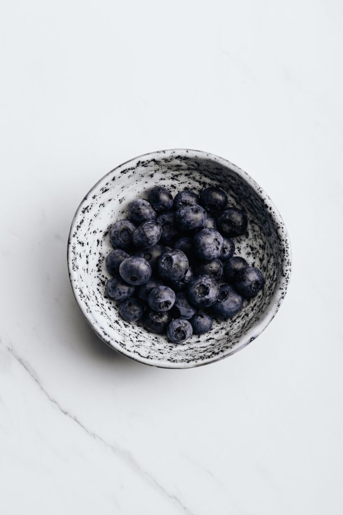Bowl of fresh blueberries
