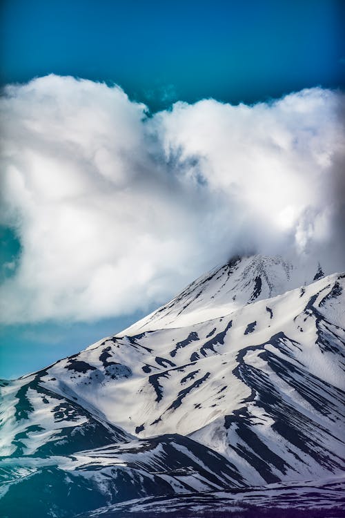 kalın bulutlar, volkan içeren Ücretsiz stok fotoğraf