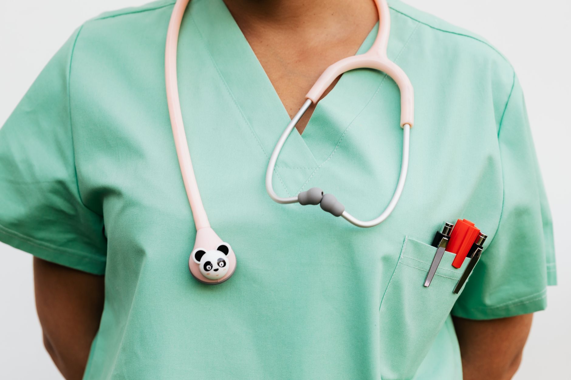 Traveling Registered Nurse Jobs: Opportunities and How to Get Started