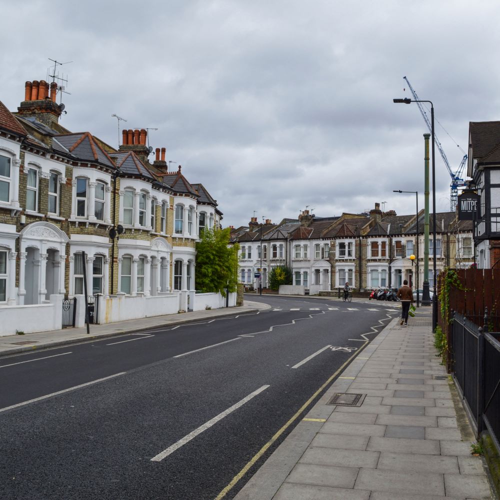 London to Swindon — removal van on the motorway for a long-distance move