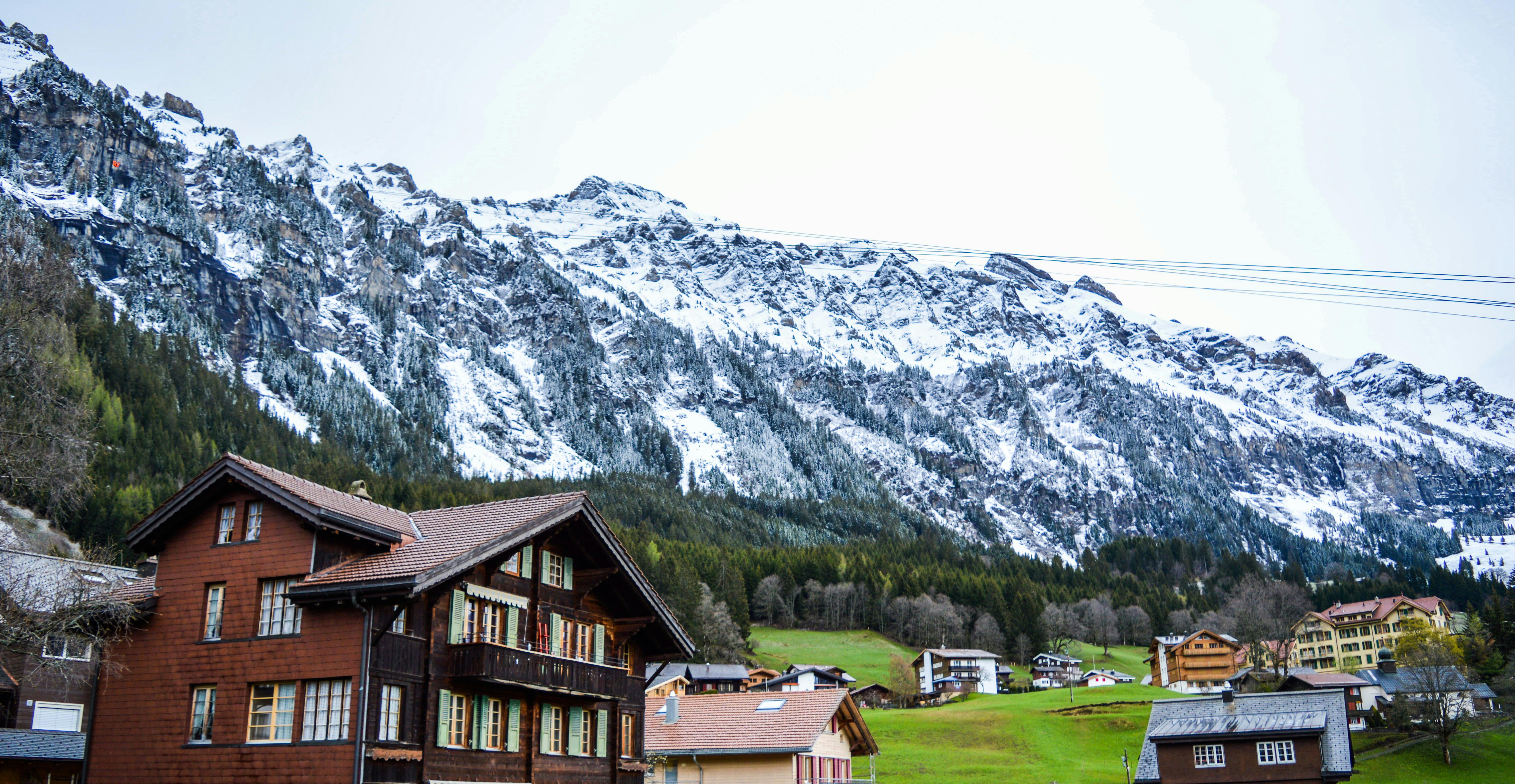 d70 Philippe Dougoud : Votre Partenaire Expert en Services d'Information à Sierre, Suisse