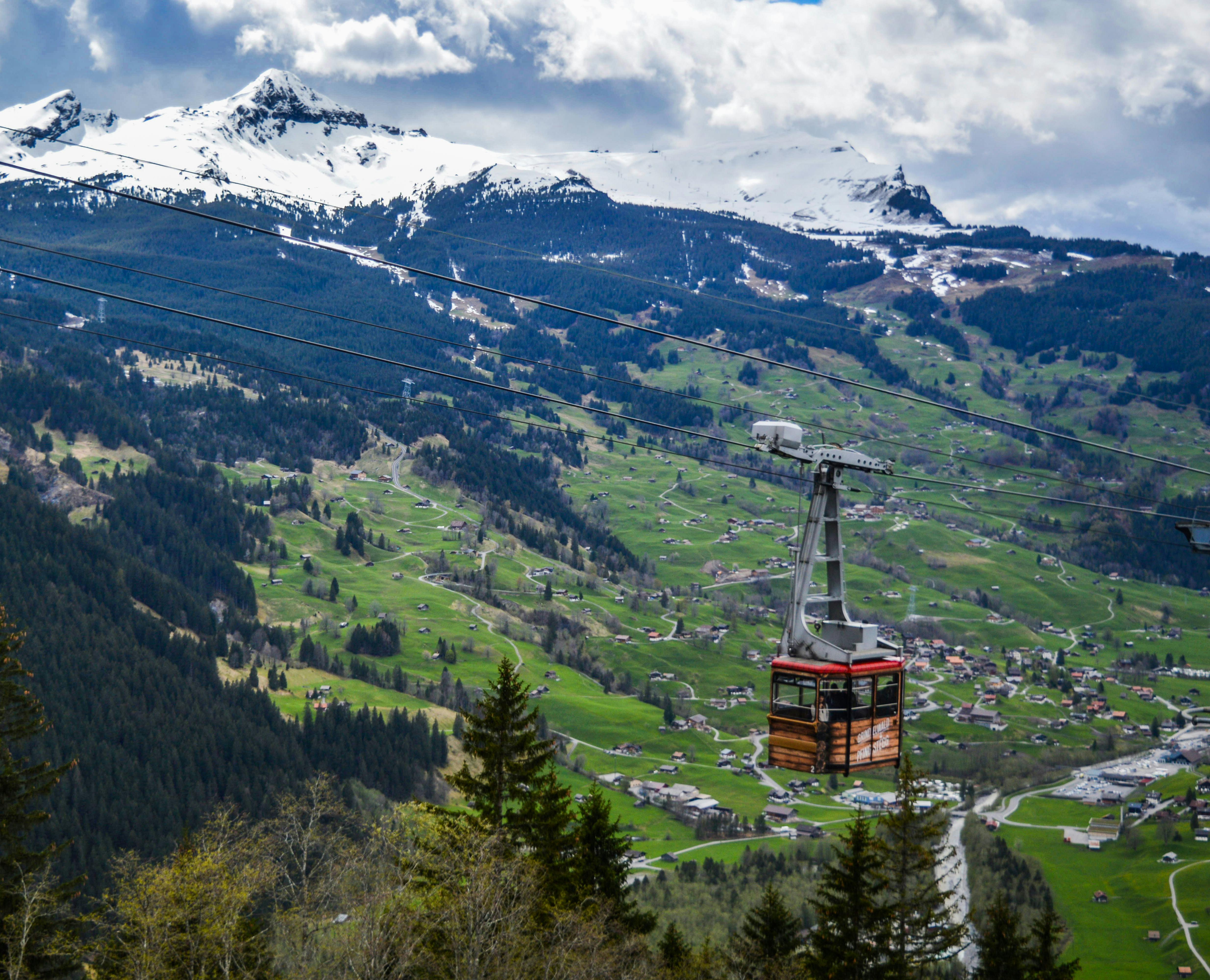19 Under-the-Radar Spring Travel Deals Worth Booking Now — Photo by Gotta Be Worth It on Pexels