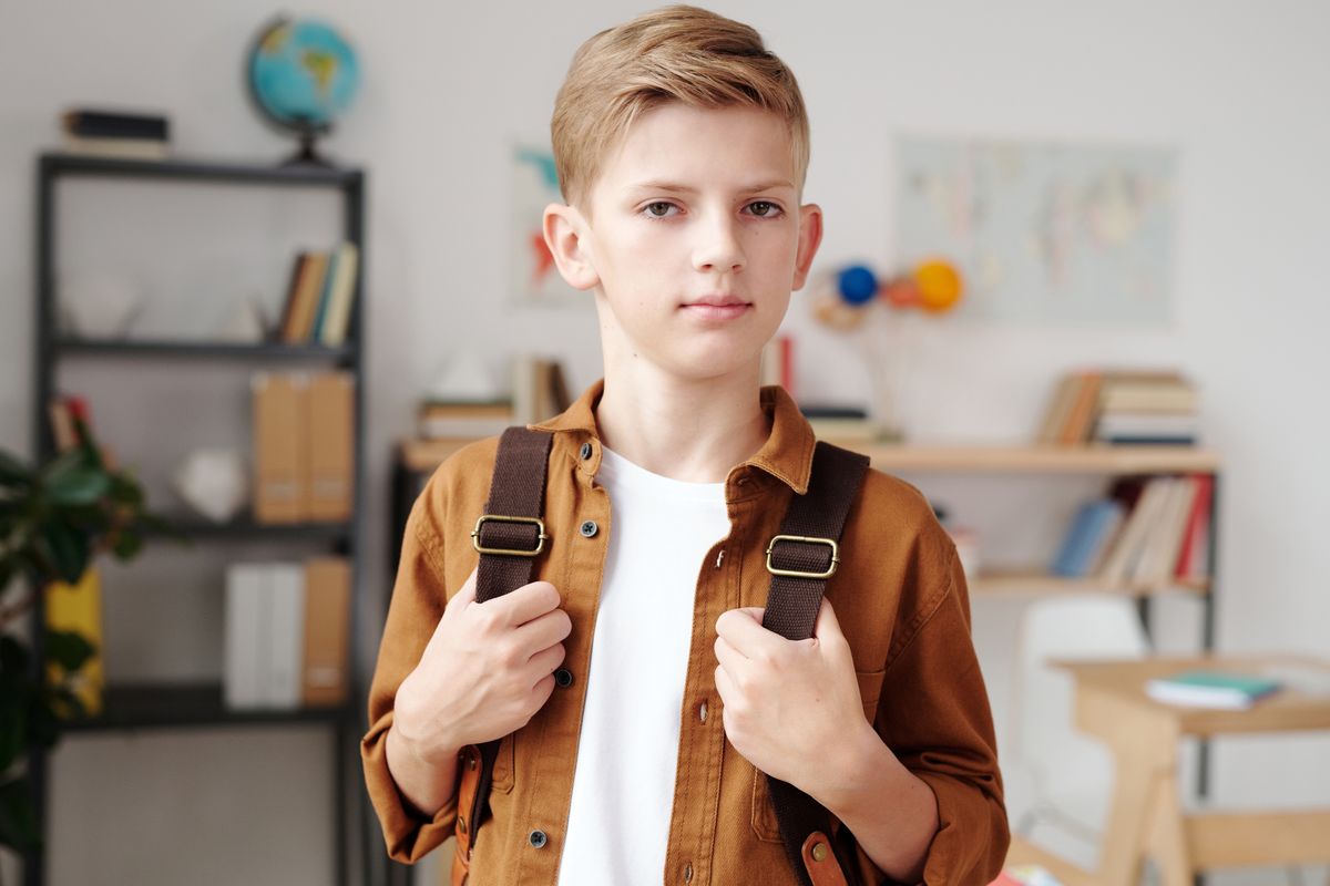 student moves in Aldwych — Student Moves in Aldwych — the working end of the job