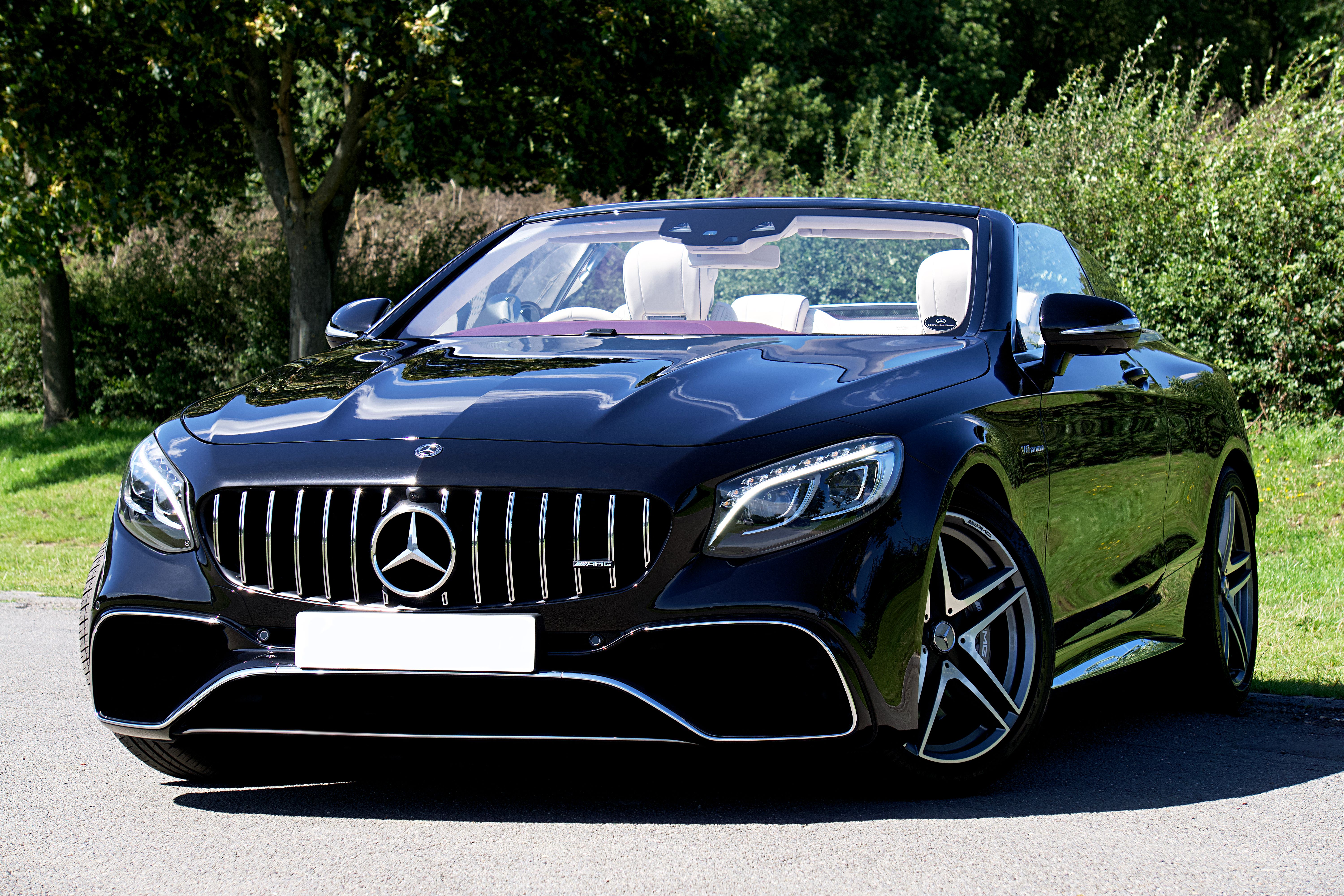 The Electrifying Future of Opulence: Comparing the Top Hyper-Luxury EVs of 2026 – Drive Your Dream Today!