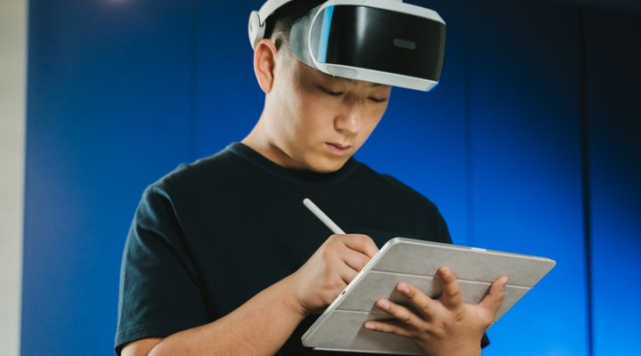Réalité augmentée en 2026 : ce que les applications grand public changent vraiment