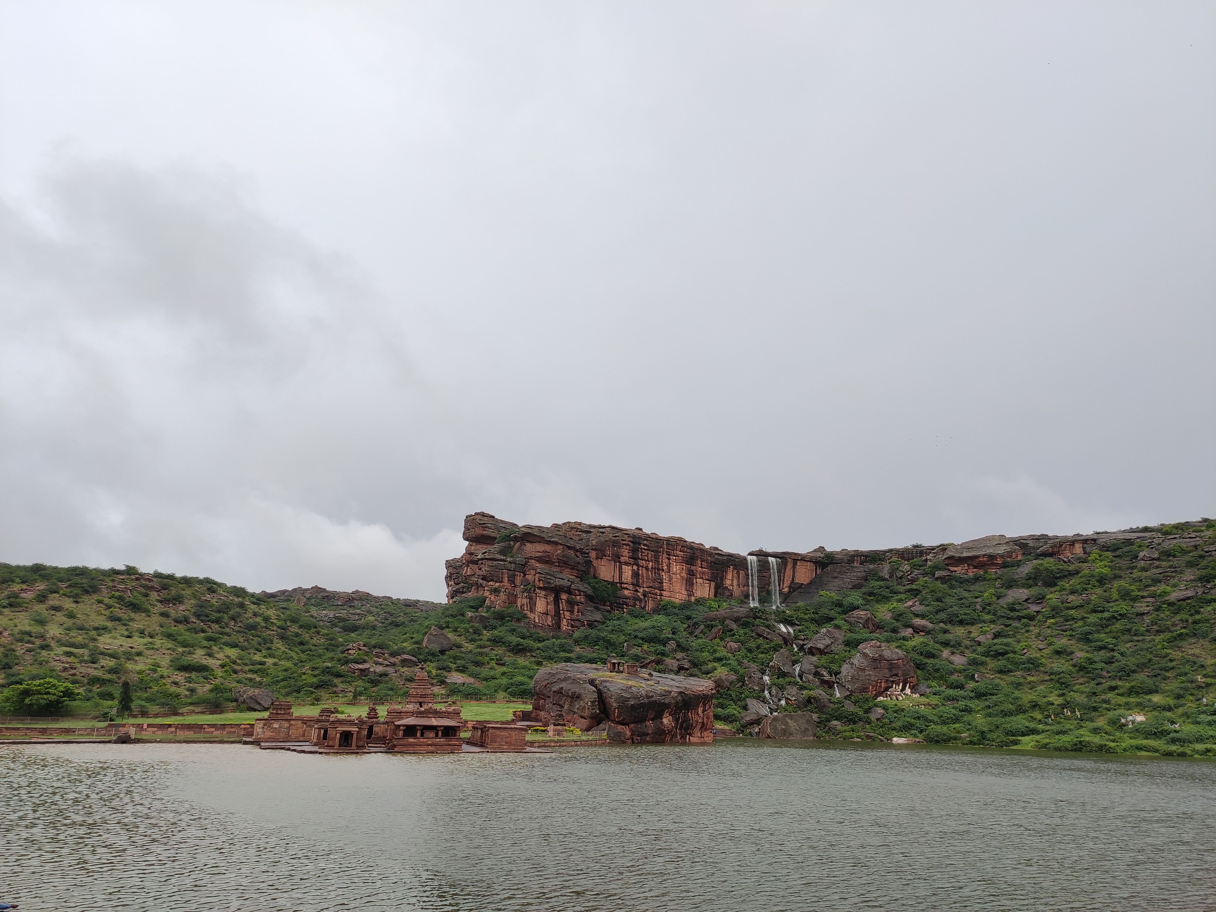 3 Star Hotels in Badami: Mid-Range Comfort Near Ancient Caves