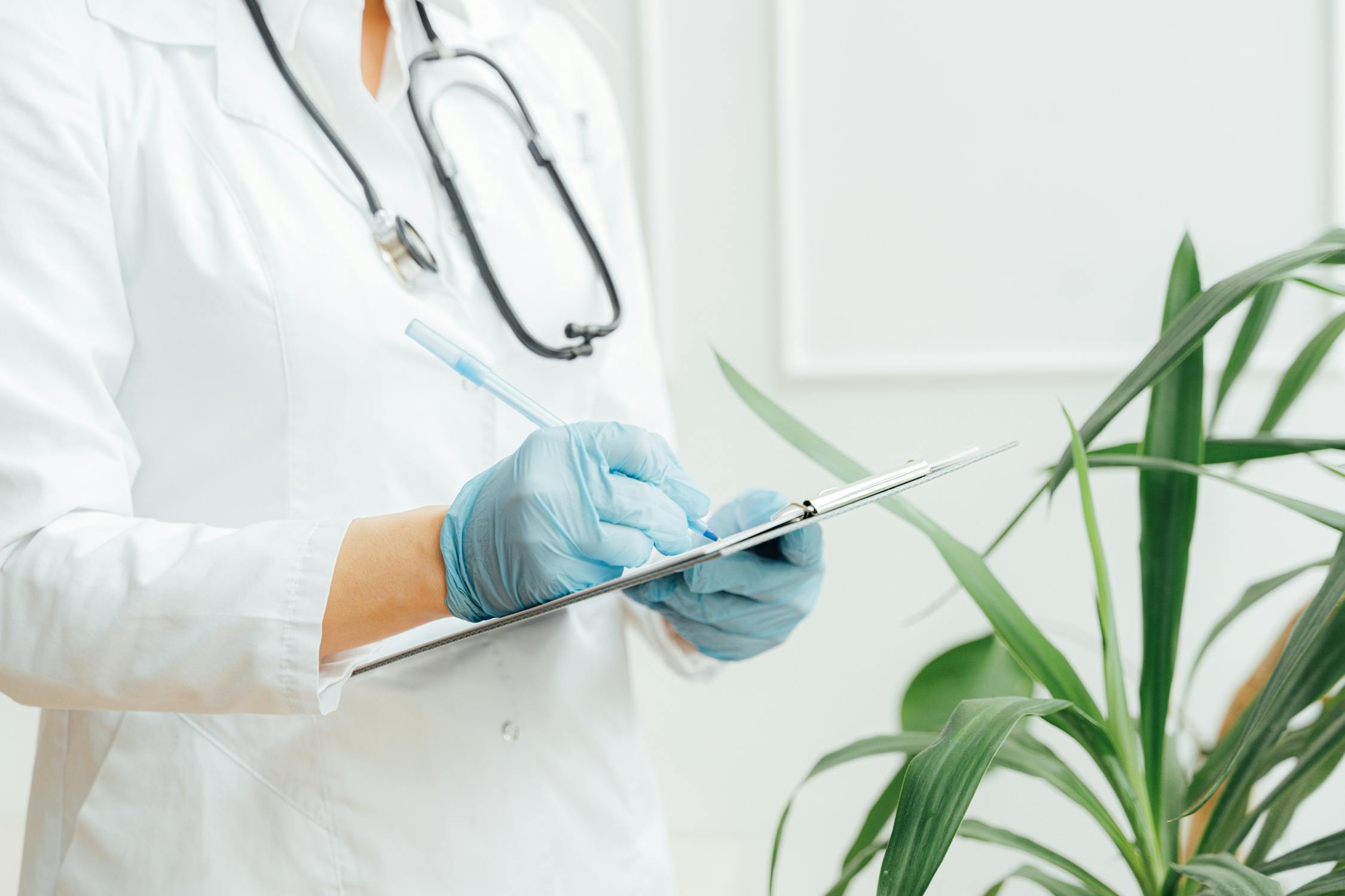 Audioprothésiste avec patient