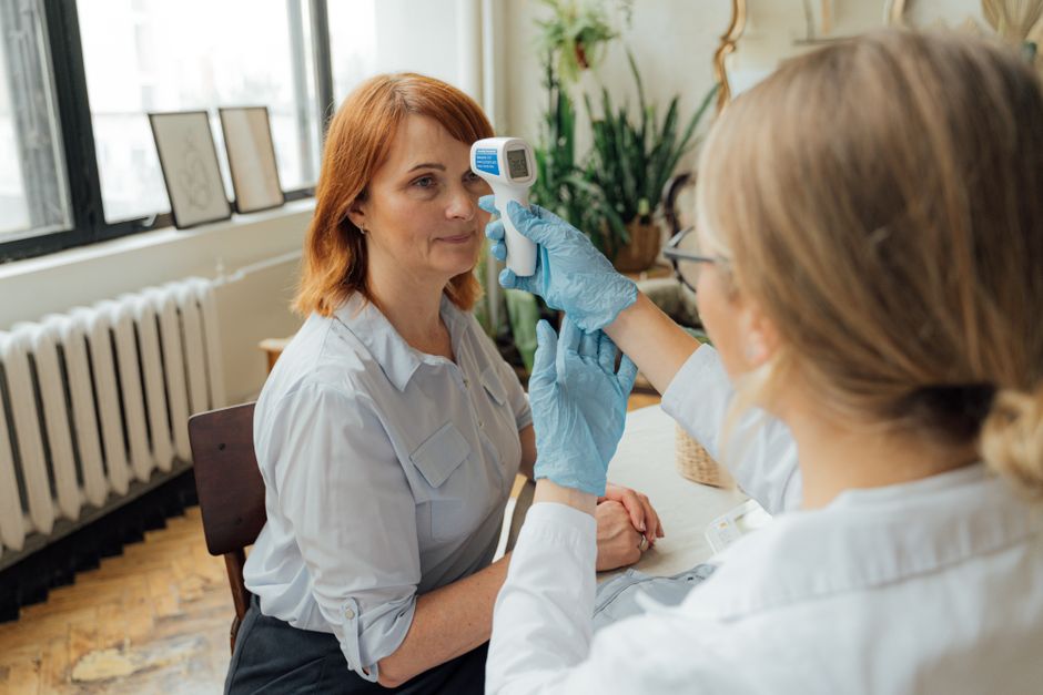 Cazul femeii moarte la Maternitatea Sibiu: Medici sancționați pentru monitorizare deficitară