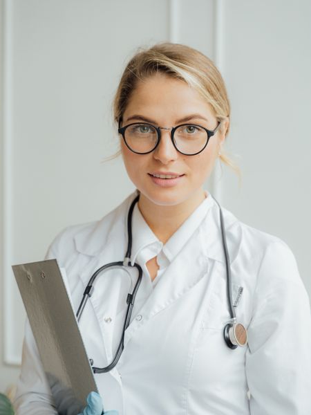 Dr. Daniela Spector