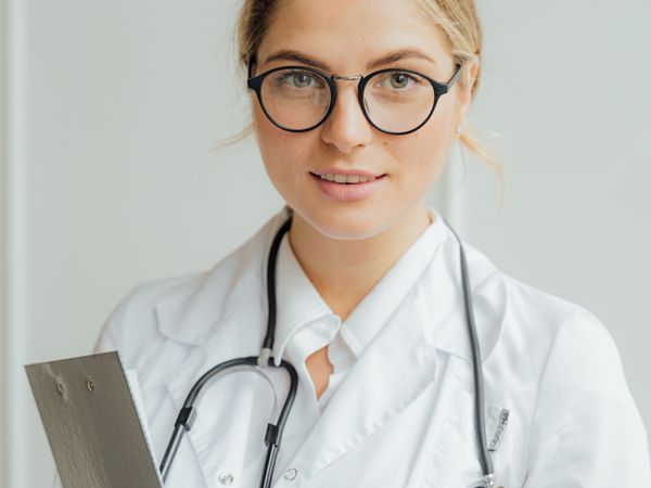 MedWell — Instagram Growth