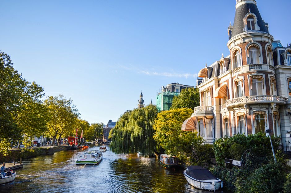 Scenic Boat Tour romantic things to do in orlando