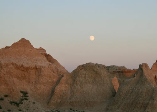 akşam, ay, çöl içeren Ücretsiz stok fotoğraf