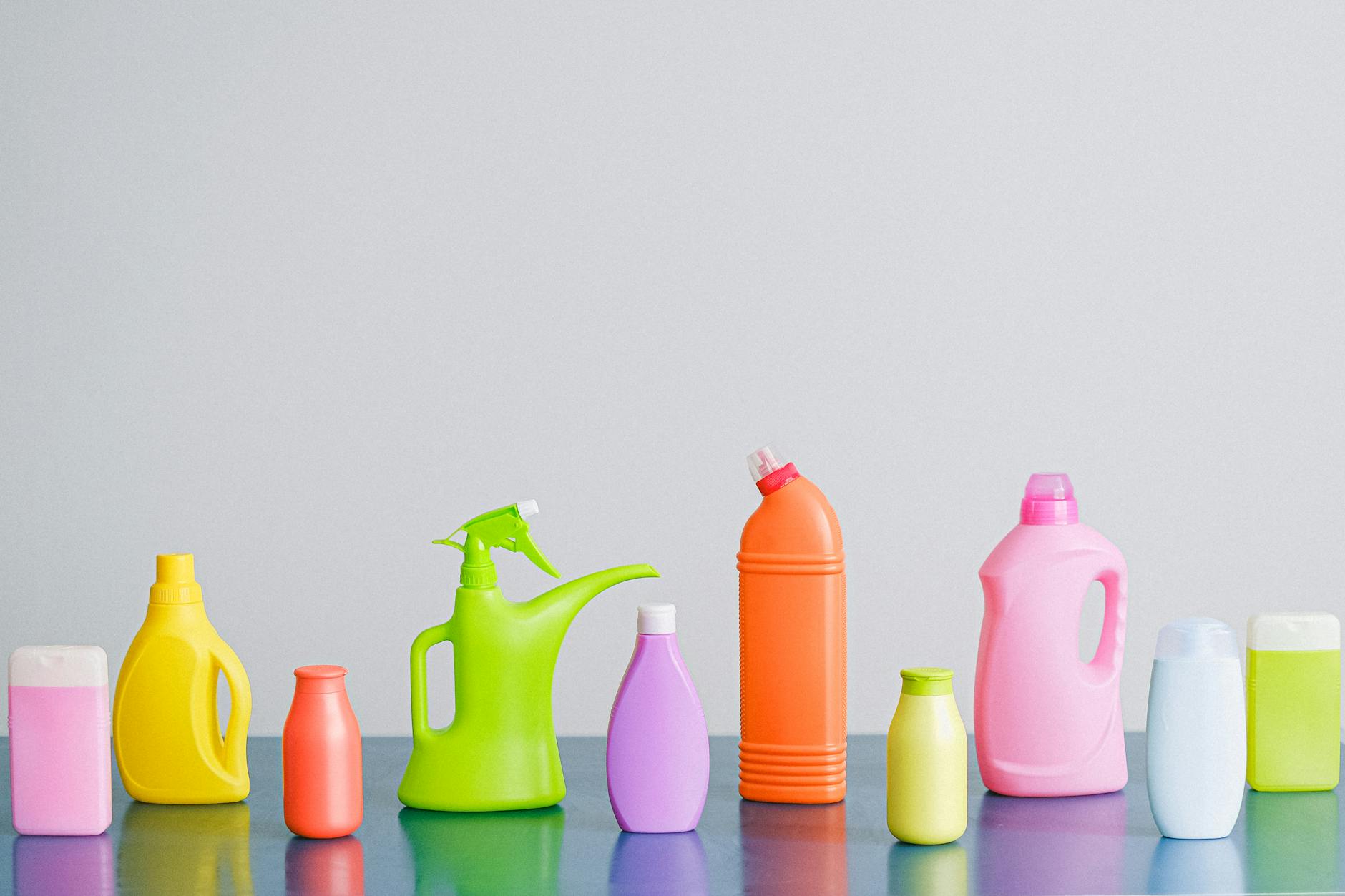 Polypropylene Detergent Bottles Image