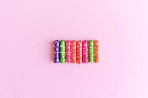 Free Top View of Tampons on Pink Studio Background Stock Photo