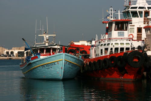 Ücretsiz gemiler, Liman, Su içeren Ücretsiz stok fotoğraf Stok Fotoğraflar