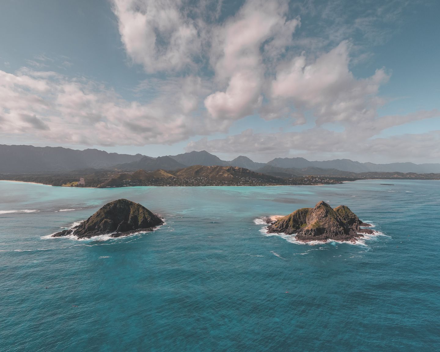 Ocean and island views on a short inter-island flight in Hawaii