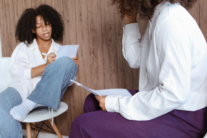 A few good questions tell you whether a doula is the right fit.