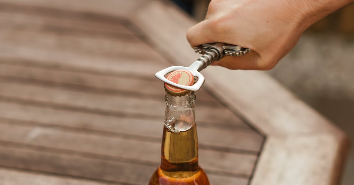 How to open bottle cap with can opener