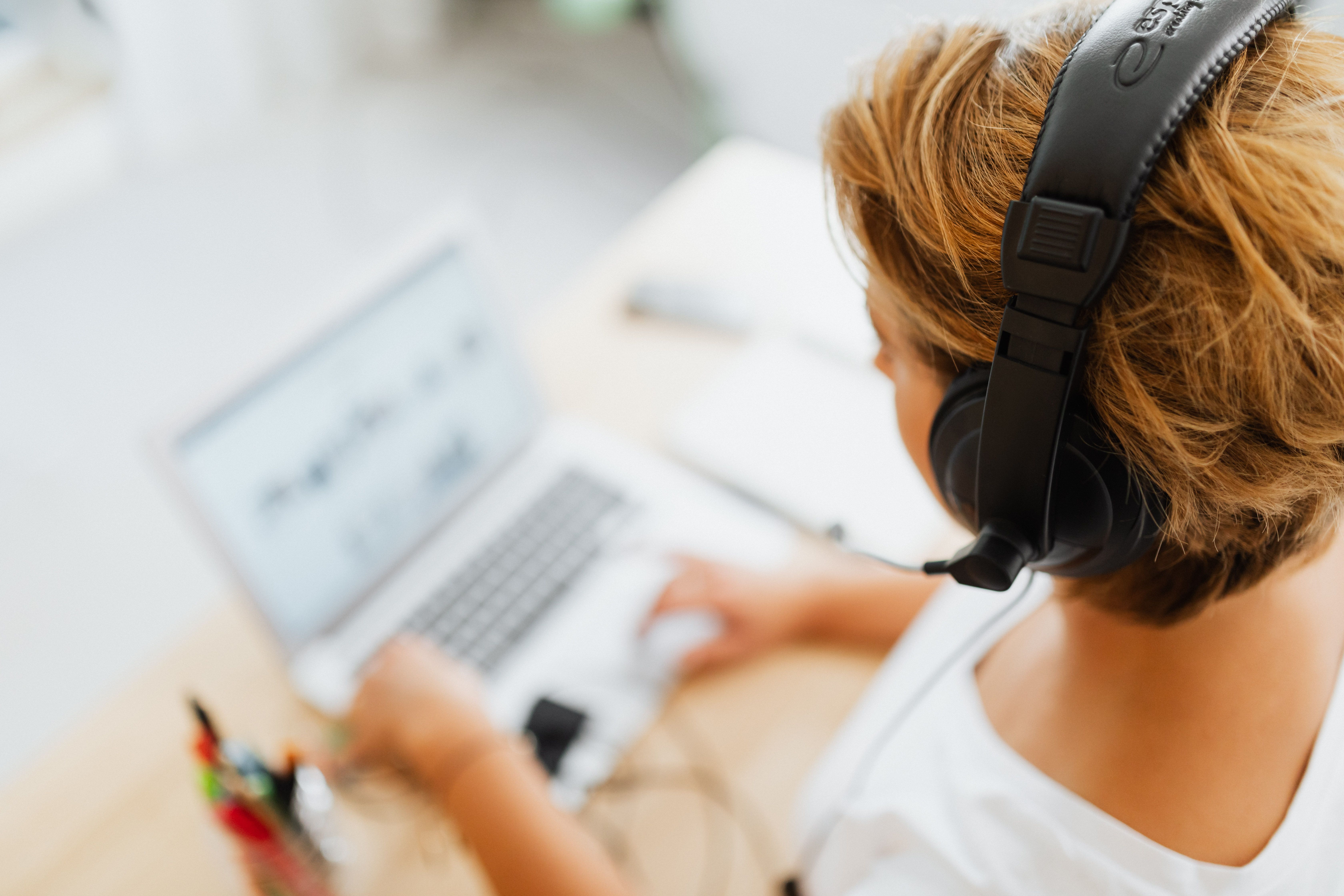 A list of the most popular MOOCs to consider in 2026 — Photo by www.kaboompics.com on Pexels