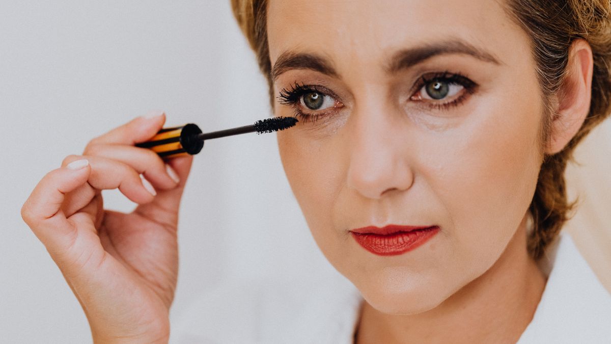 Maquillage naturel pour tous les jours - illustration