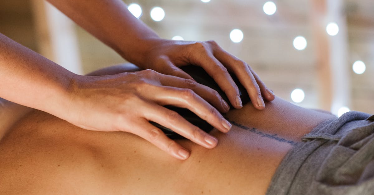 What does massage therapist mean in Spanish