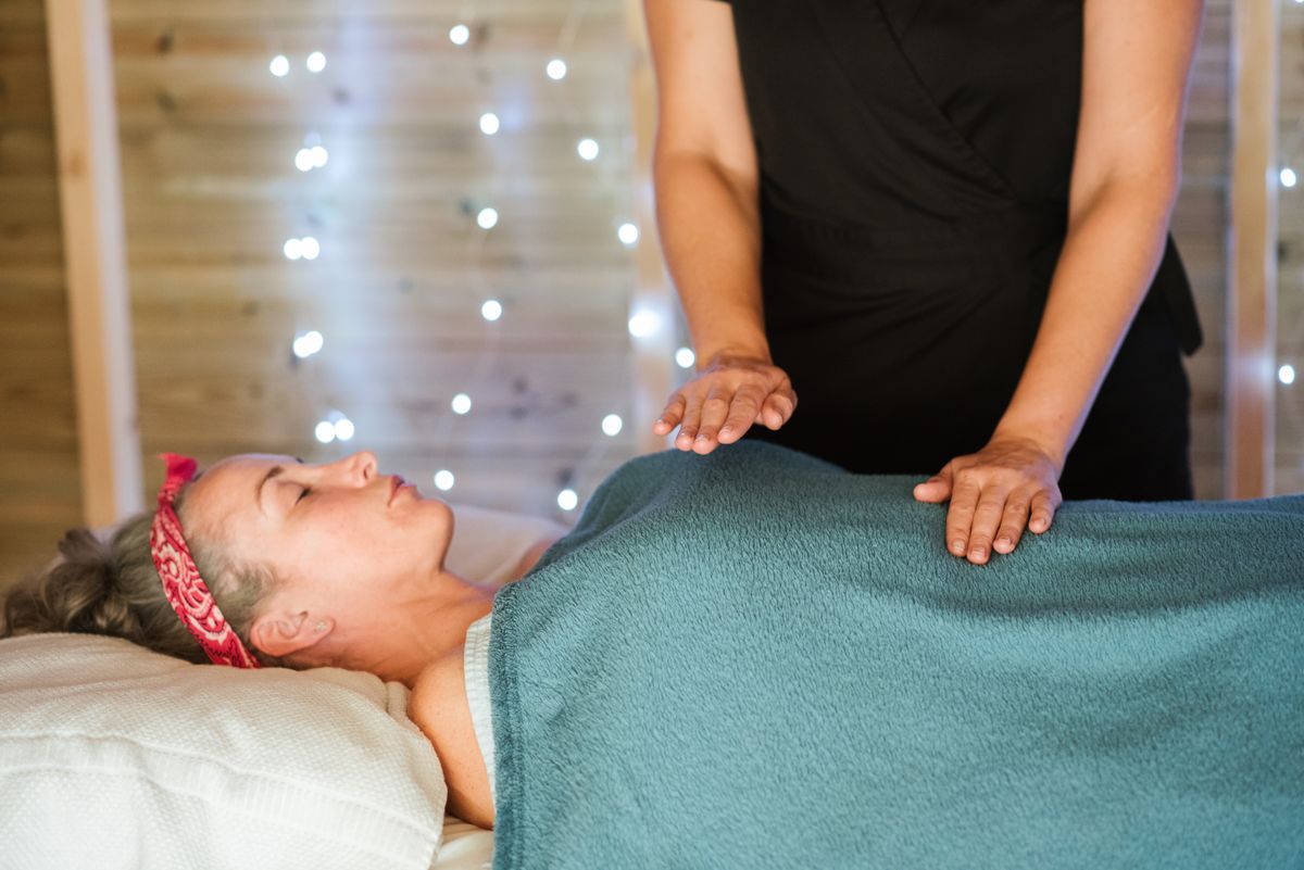 Acupressure mat and pillow set for at-home back relief