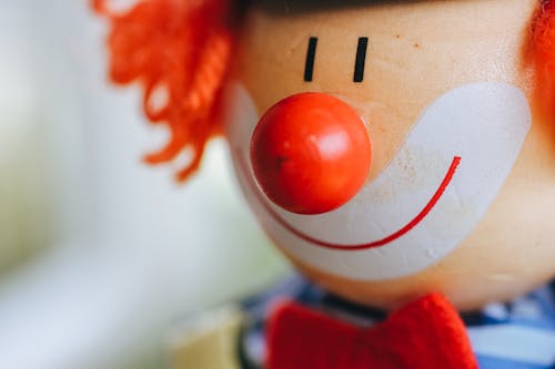Figurine of Smiling Clown