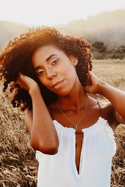 Ingyenes stockfotó afro-amerikai nő, alkonyat, álló kép témában