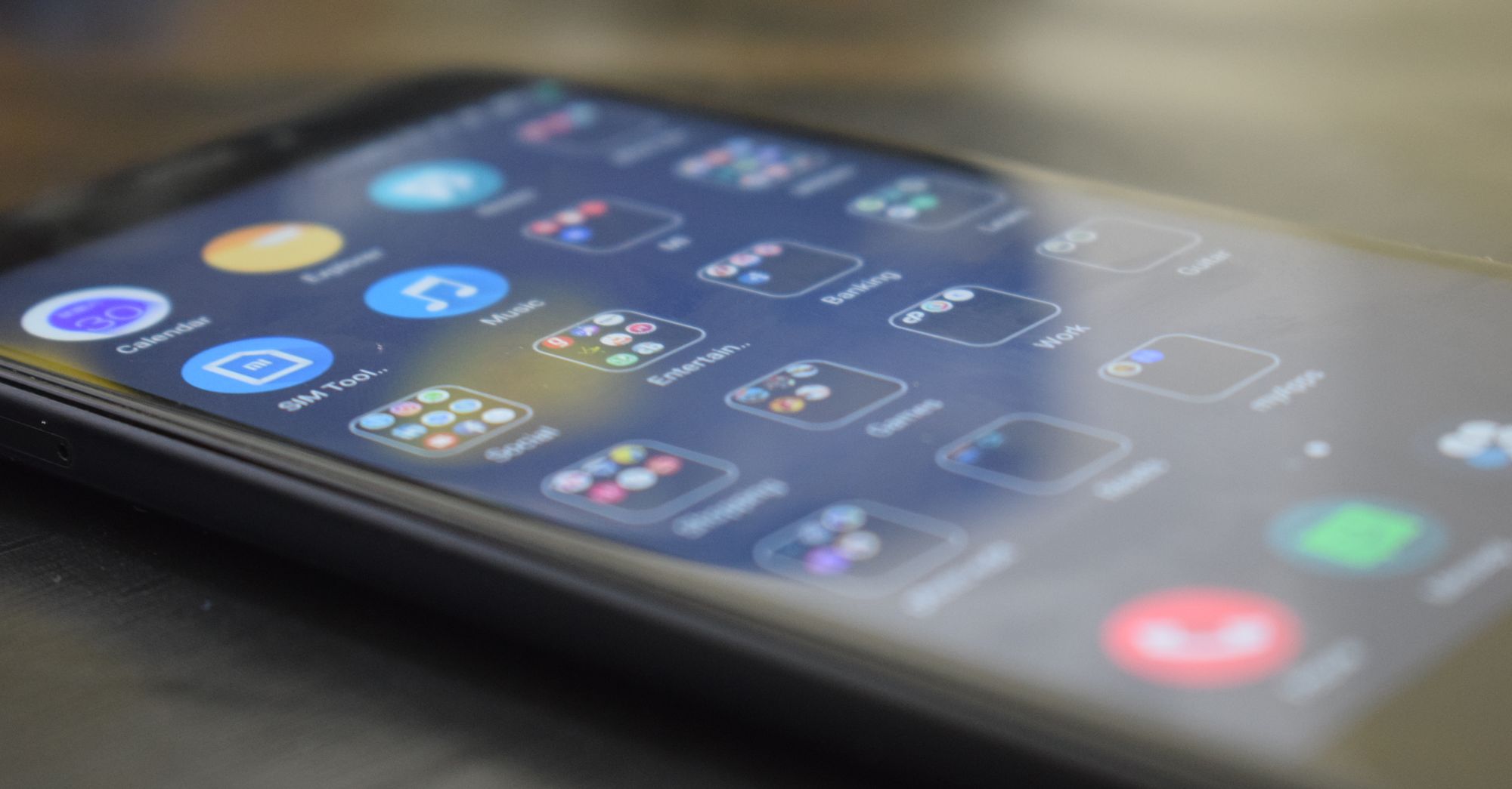 Consumer Apps Gain Ground on Stablecoin Issuers in Protocol Revenue Race