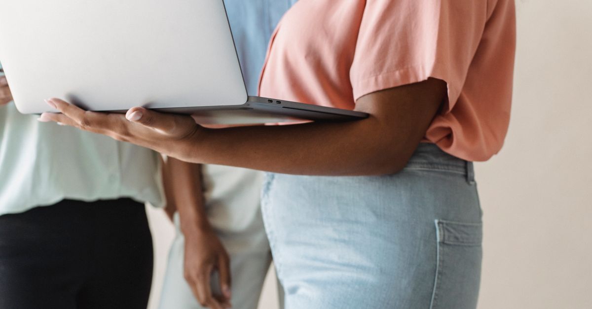 Optimalkan Produktivitas Bisnis dengan Google Workspace dan Cloud Storage 1 pexels photo 5253947