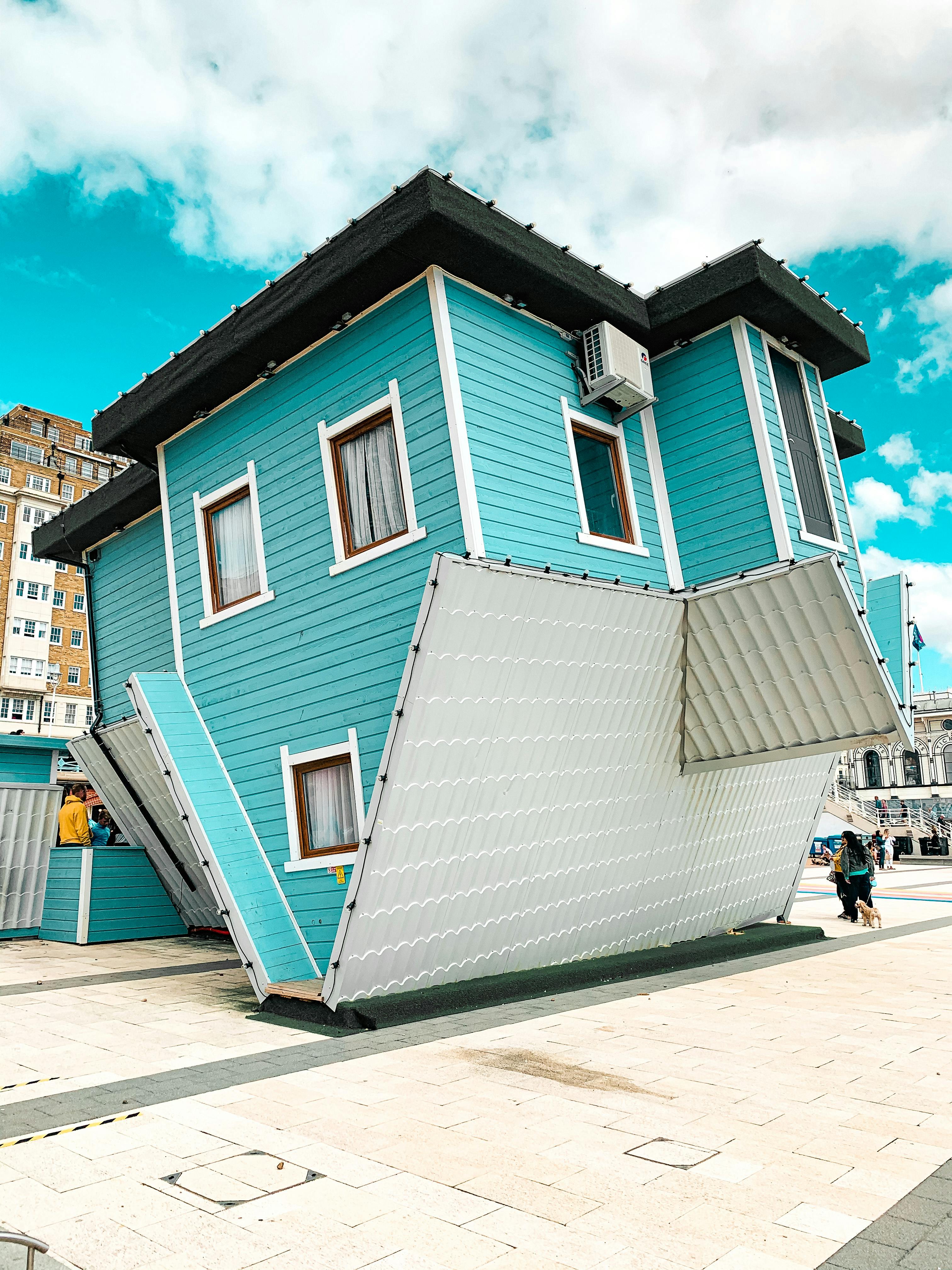 Upside Down House Photos, Download The BEST Free Upside Down House ...
