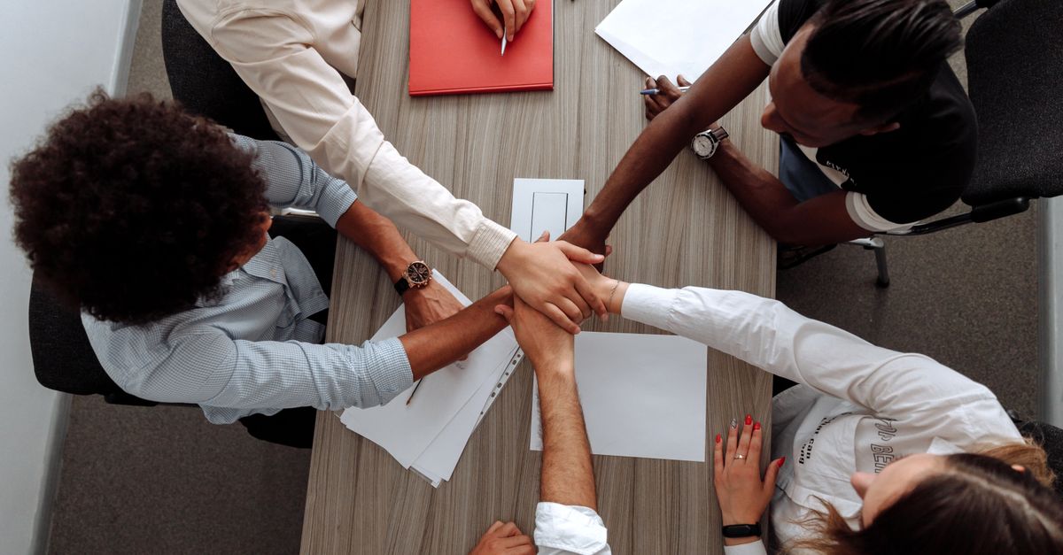Corporate Rebels - Mexico Rebel Cell, presents: Second After Work: From Hierarchical Pyramid to Network of Teams