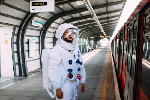 Foto d'estoc gratuïta de astronauta, casc, centre de londres