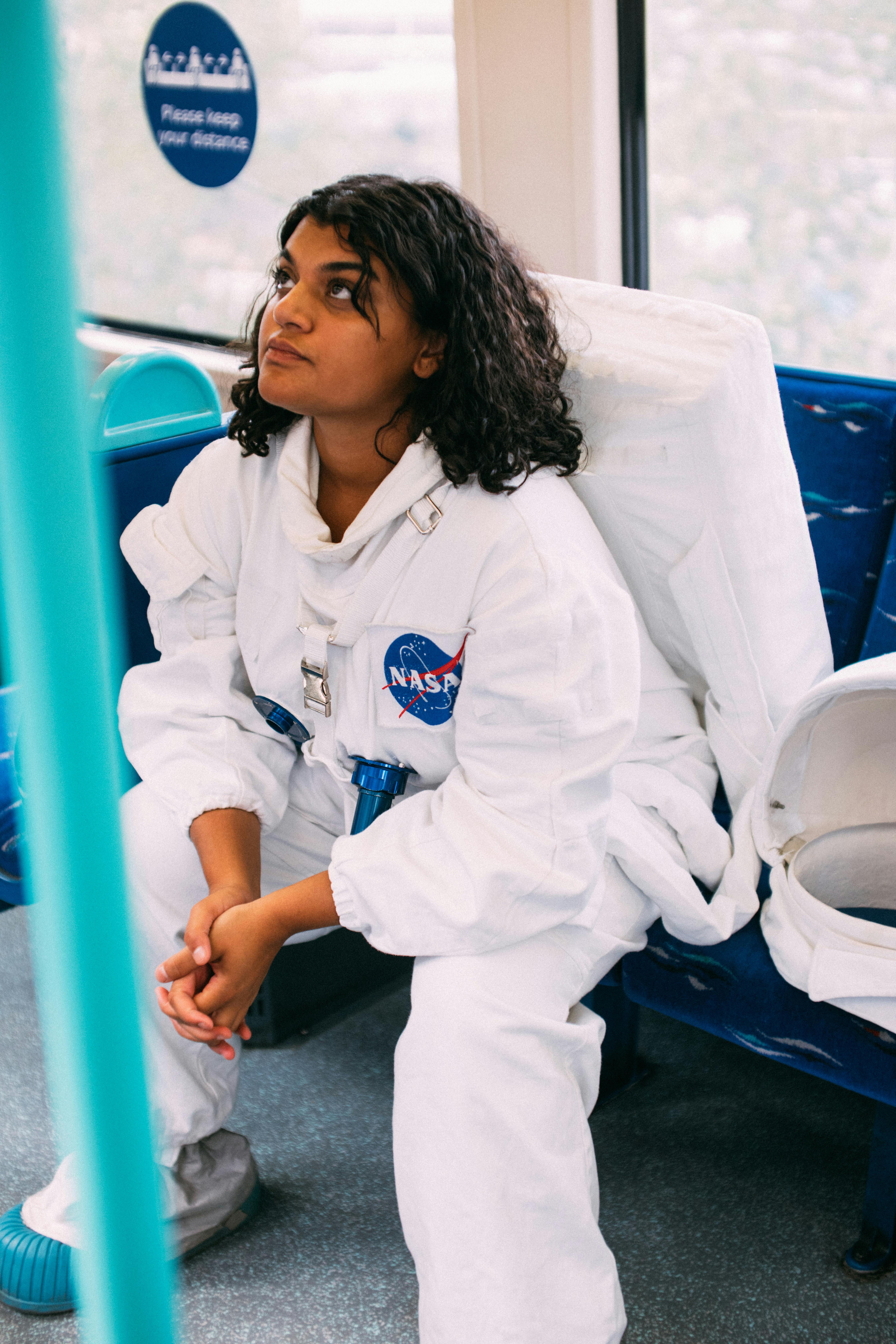 Uncover Unique Points of Interest with Tradeshow Charter Bus Transportation