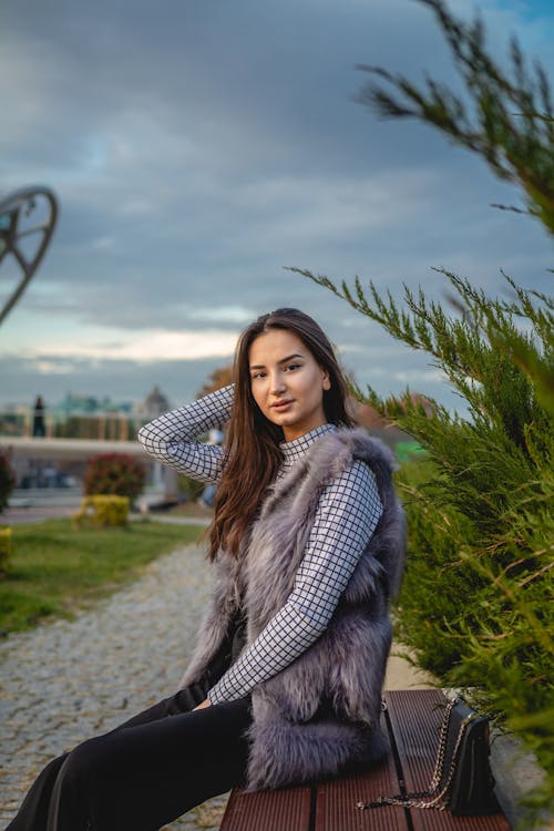 Základová fotografie zdarma na téma brunetka, chlupatý, krása