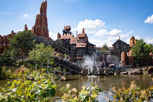 Free Photo of a Theme Park Ride Stock Photo