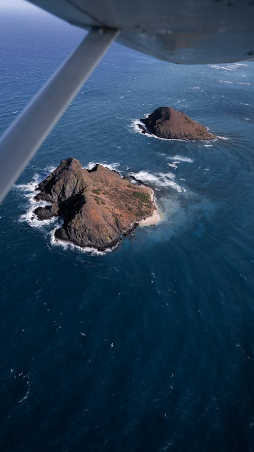 Foto profissional grátis de à beira-mar, abismo, aéreo