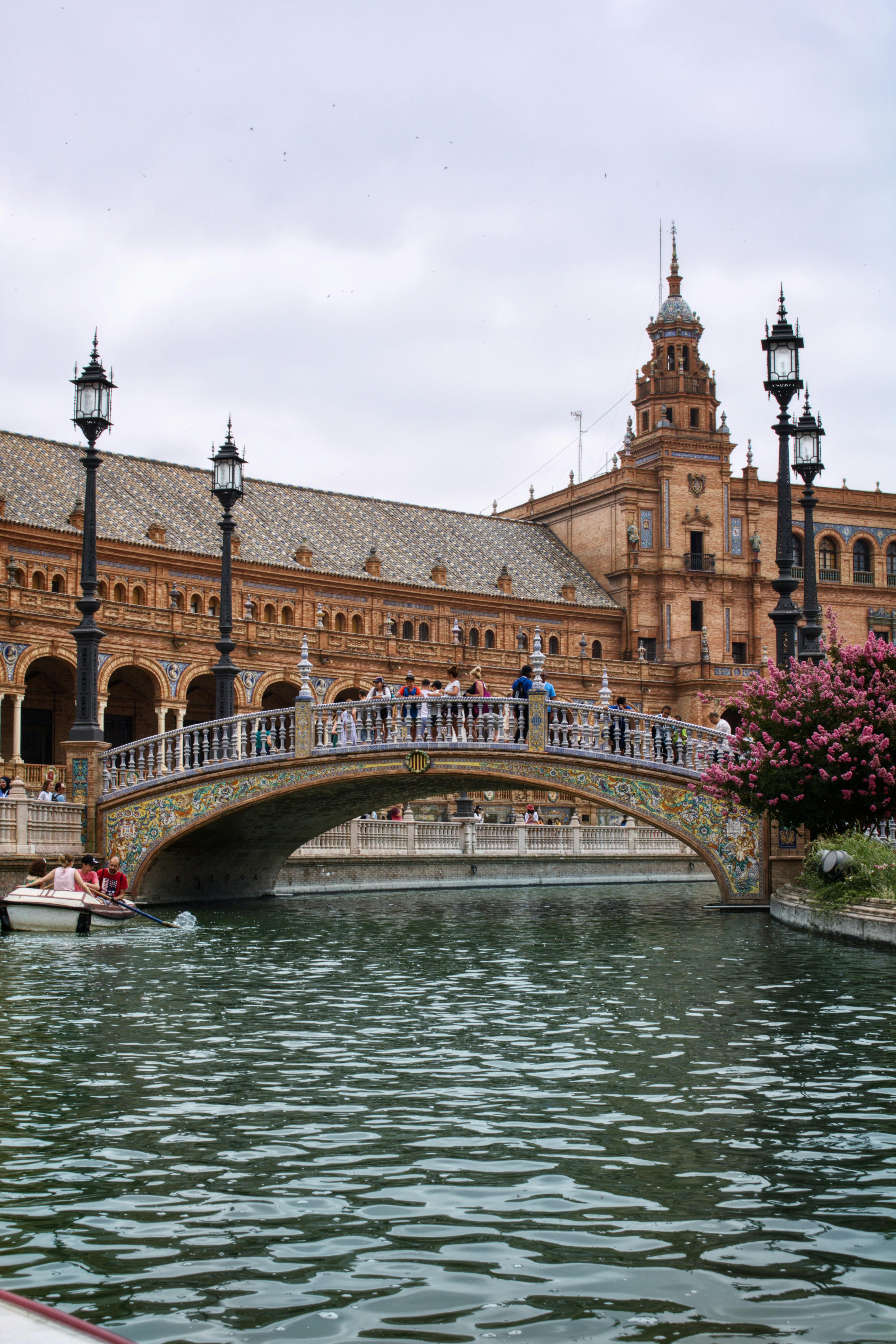 bridge on plaza de espana