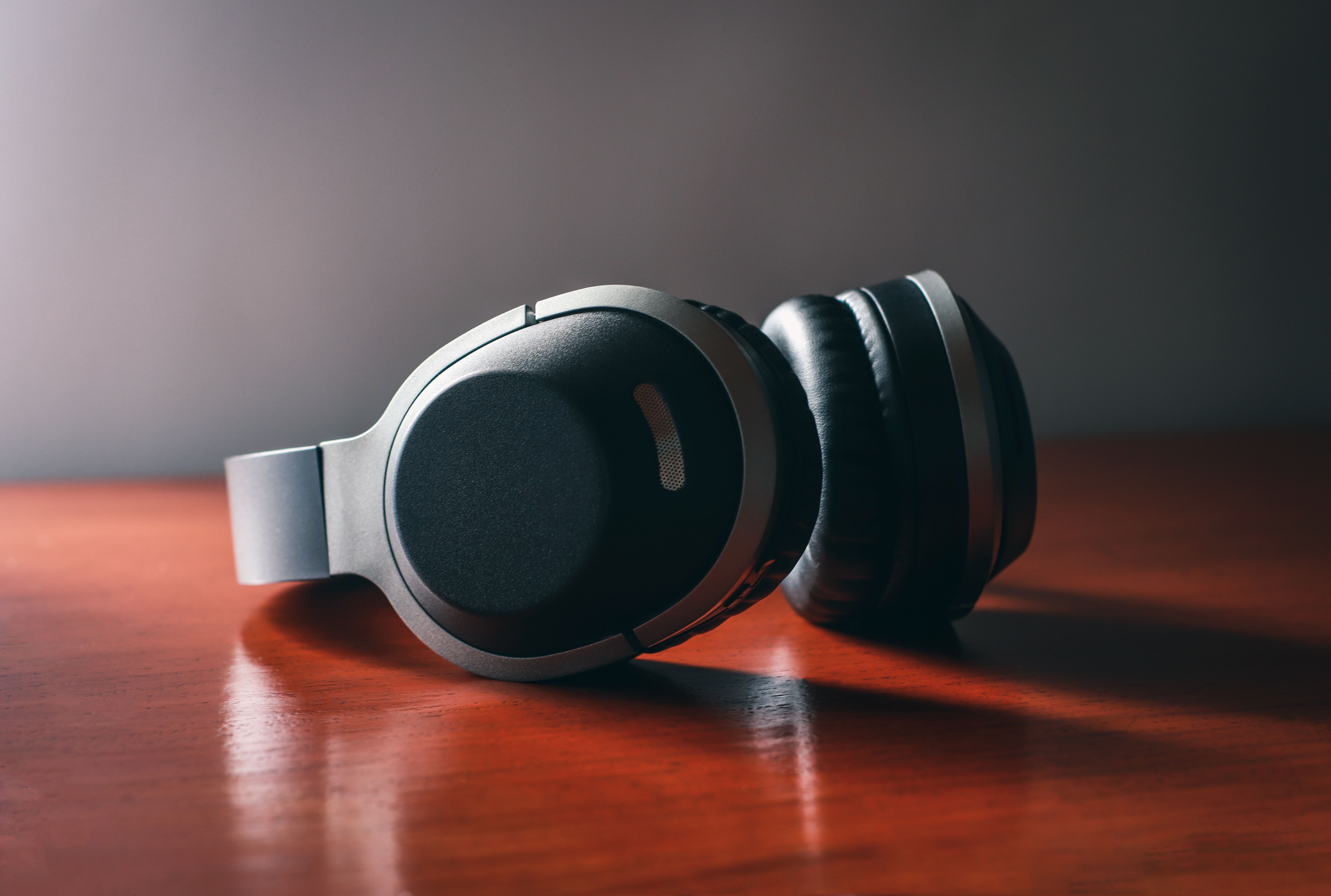 Black and Gray Headphones · Free Stock Photo