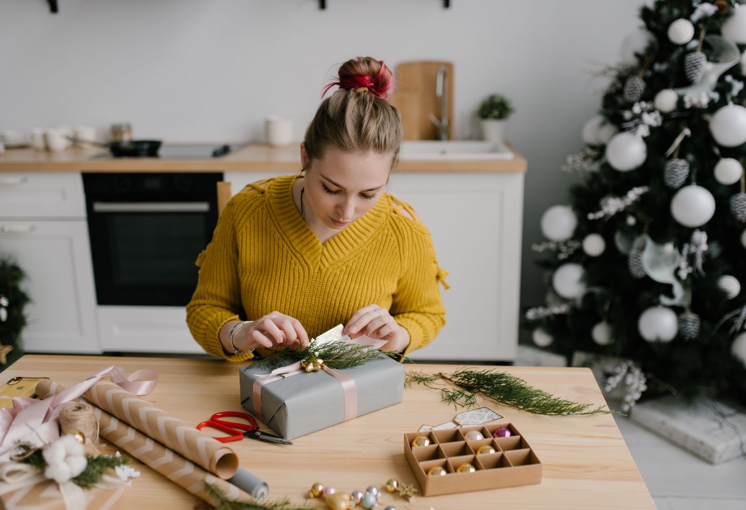 Castle Camps — professional packers wrapping and boxing belongings