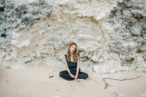 Fotobanka s bezplatnými fotkami na tému bindi, blond, celá dĺžka