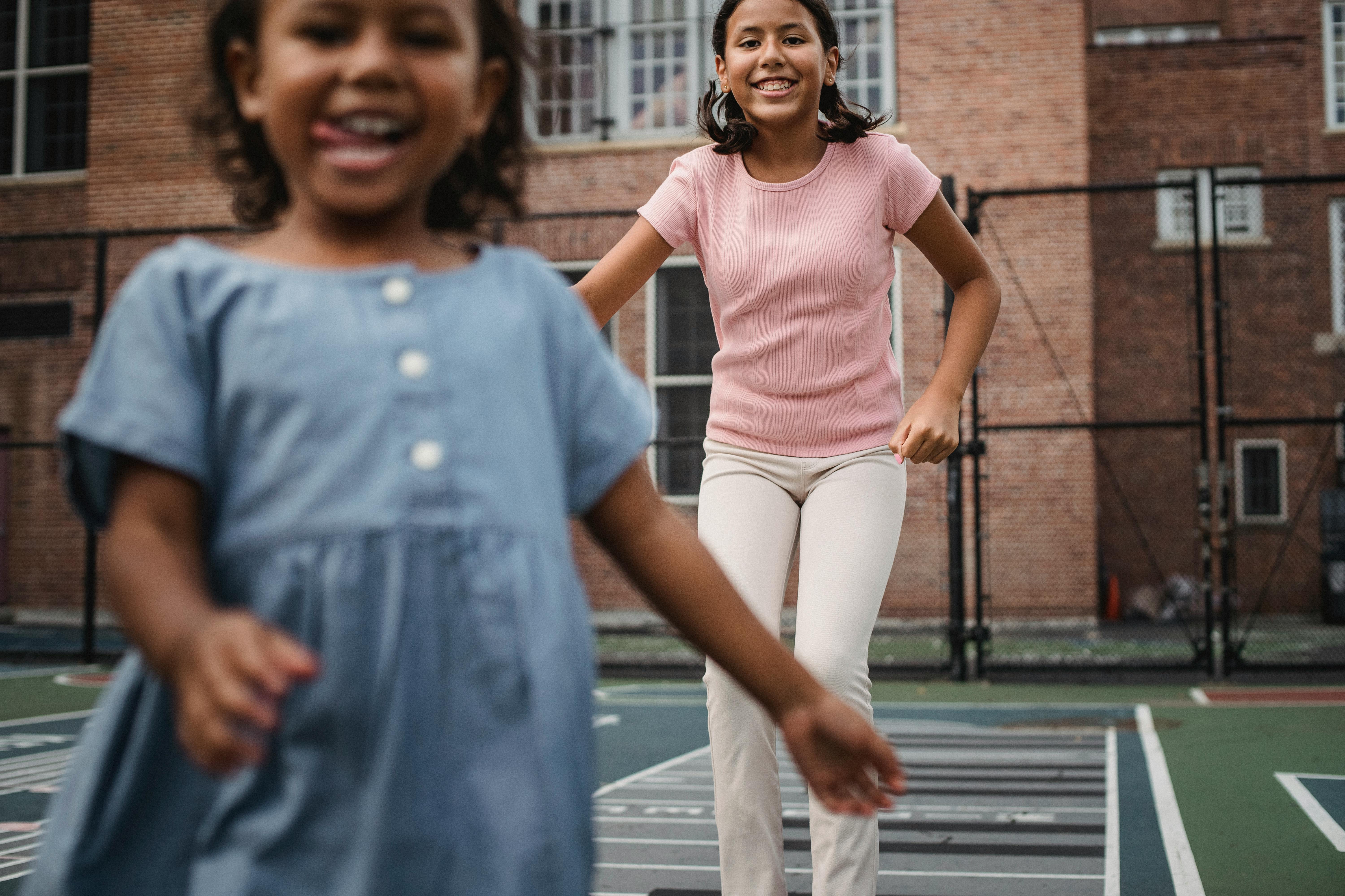 Membangun Komunitas yang Sehat dan Positif