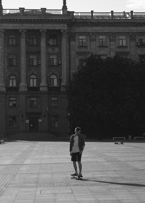 Fotos de stock gratuitas de blanco y negro, edificio, escala de grises