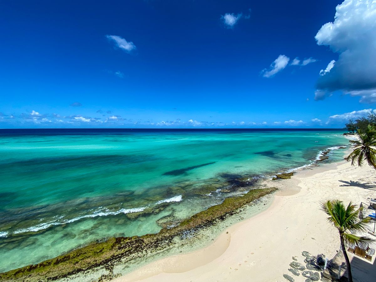 Turquoise water on the Barbados coast