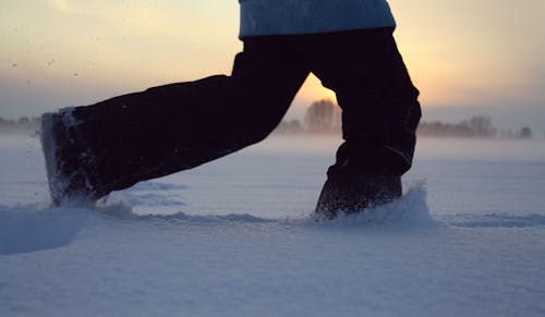 бесплатная Бесплатное стоковое фото с закат, зима, снег Стоковое фото