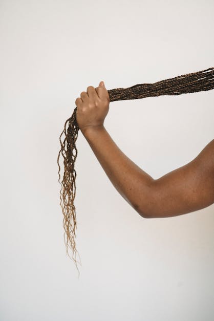 How long do box braids stay in Caucasian hair