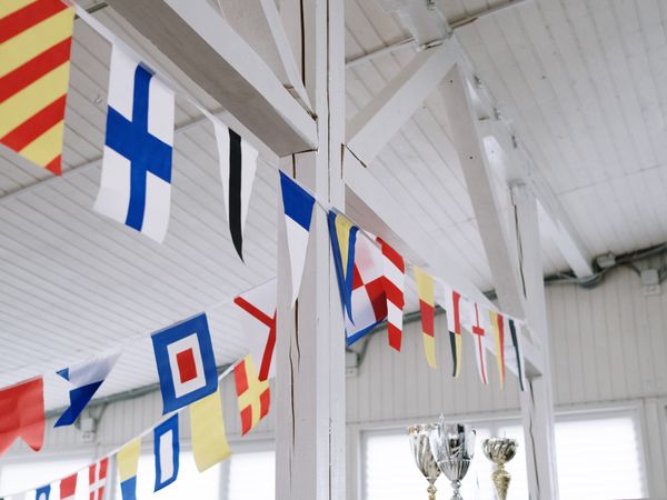 Table Flags, image 1 of 4
